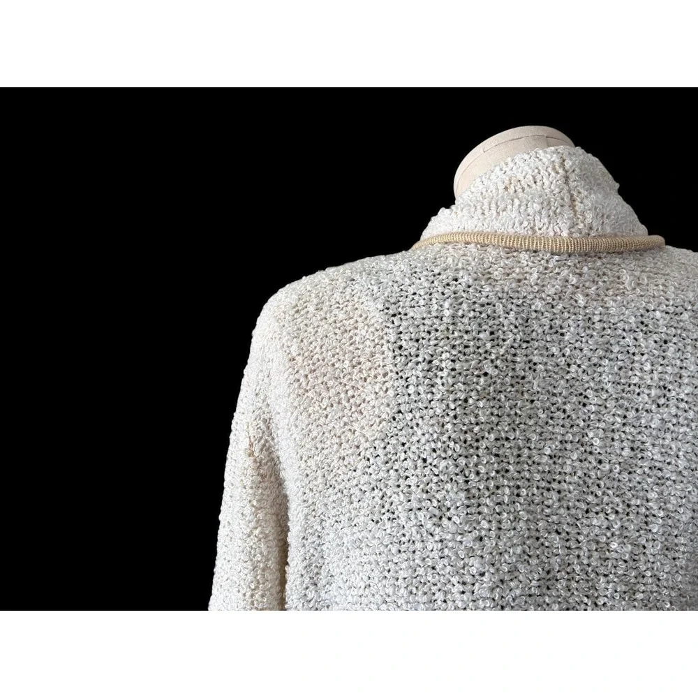 Vintage finish cream effortless